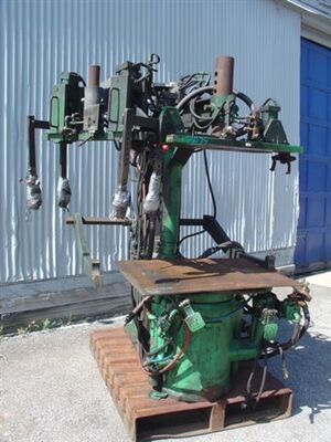INTERNATIONAL 16 PVTJS Molding Machines | Bradford Equipment Company Inc.