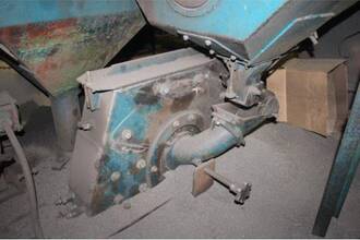 WHEELABRATOR 6' SWING TABLE Shot Blast/Cleaning Equipment | Bradford Equipment Company Inc. (4)