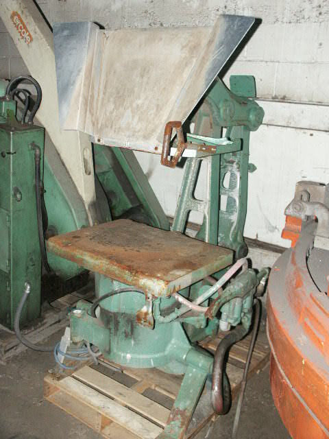 OSBORN 214 Molding Machines | Bradford Equipment Company Inc.